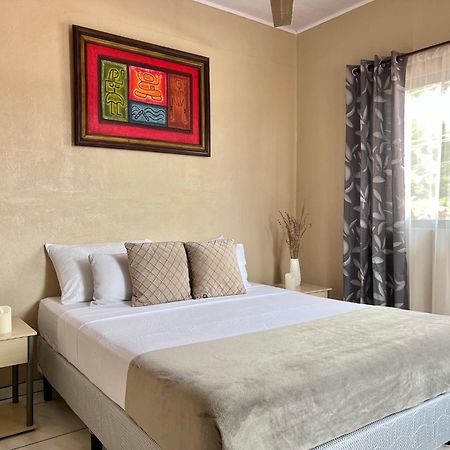 利比里亚Casa Tatich Ac Near Guanacaste Airport公寓 外观 照片